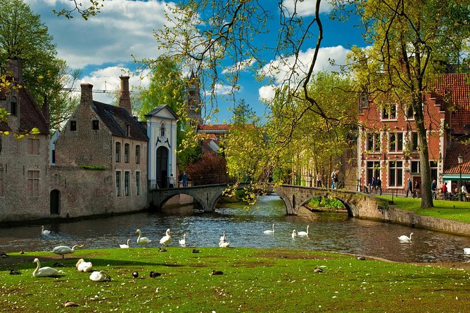 Bruges bus tour from Amsterdam - Should you book Bruges from Amsterdam by bus?