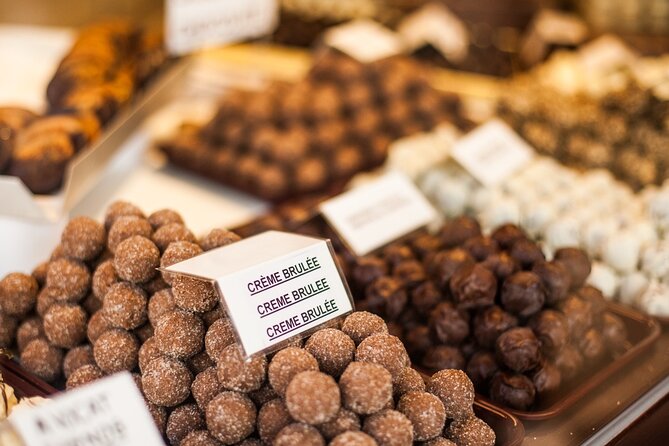 Bruges Day Trip from Amsterdam - Free time strategy: chocolate, canals, and a good place to pause