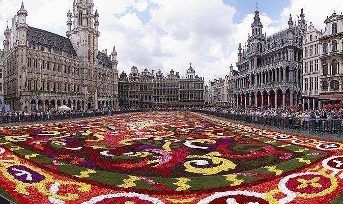 Bruges Private Custom Tour from Amsterdam - The Big Value Pitch: Private Transport plus Built-In Flexibility