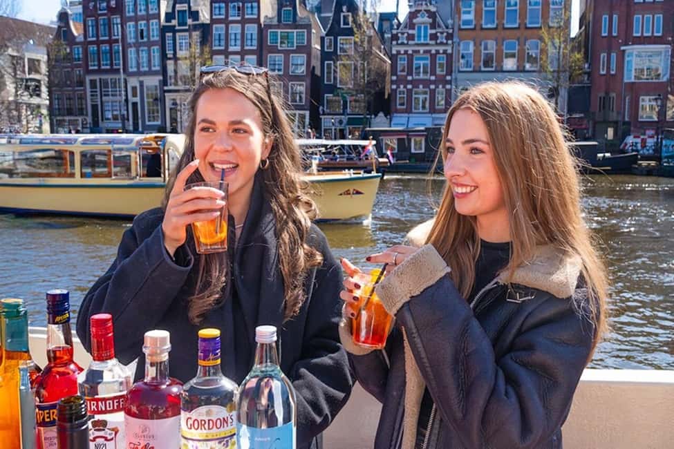 CHEESE AND DRINKS TOUR: A TASTE OF AMSTERDAM ON THE CANALS - Stop by stop: what you’ll see and why each moment matters