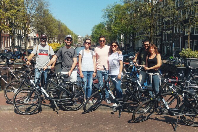 Daily group bike tour in Spanish. - Spanish-only guiding: best for conversation, not for everyone