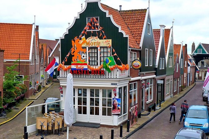 Day Trip from Amsterdam to Zaanse Schans Windmills and Volendam - What the day looks like, step by step