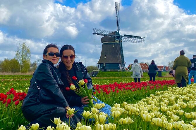 Discover Holland’s Beautiful Tulip Fields with an Expert Guide - Onderdijk lunch with Geradus Majella Church nearby