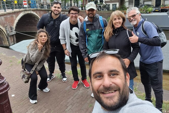 E-Bike Tour, Amsterdam's Highlights and Hidden Gems - Canal Grachtengordel and Vondelpark: the route’s rhythm shift