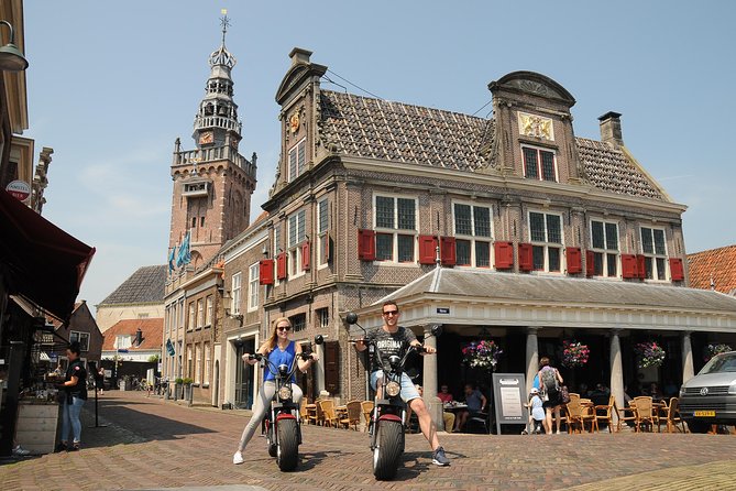 E-scooter rental Volendam - Countryside of Amsterdam - What the Experience Feels Like: Friendly for a Wide Range of Ages
