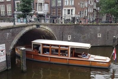 Exclusive Cruise! 90 min - 12 guests max - Book Leemstar! - Where You Meet on Prinsengracht 587 (and Why Location Matters)