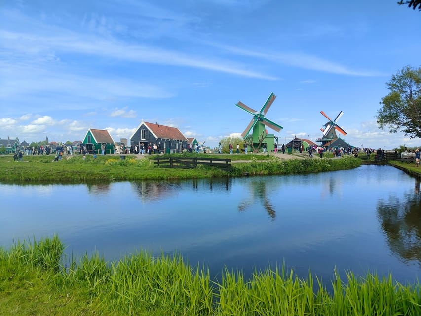Excursion from Amsterdam to the windmills of Zaanse Schans - Meeting at Amsterdam Centraal Without Stress
