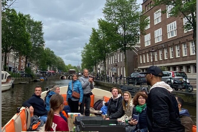 Explore Amsterdam by Bike in the Company of a French Local Guide - Stop 4: Begijnhof for Quiet Courtyard Atmosphere