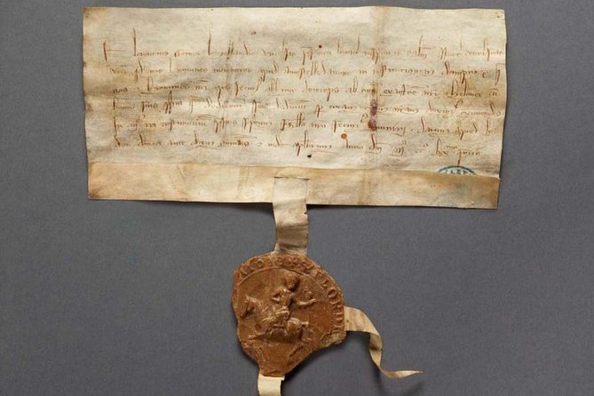 Financial History Tour - Tour pace, walking logistics, and where it ends