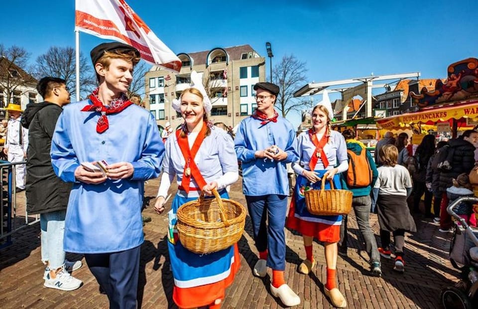 From Amsterdam; Alkmaar Cheese market & Zaanse Schans - Value check: what’s included, what’s extra, and what to budget for