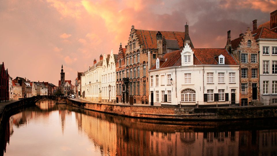 From Amsterdam: Bruges Day Trip in English with Boat Option - Gruuthuse Palace, Djiver canal, and the medieval “power points”