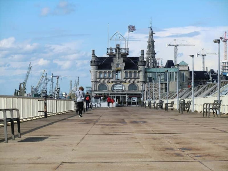 From Amsterdam: Cologne & Antwerp Full-Day Tour - From cobblestones to the Rhine: Hohenzollern Bridge photo time