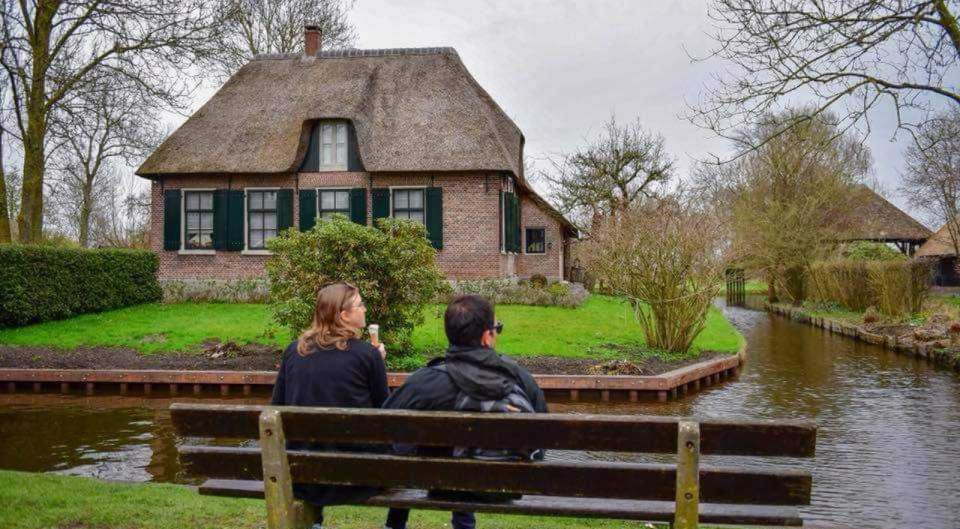 From Amsterdam: Giethoorn Guided Day Trip with Canal Cruise - Timing, Weather, and the One Thing You Should Plan For