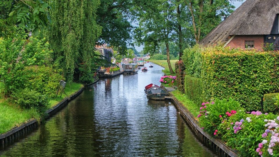 From Amsterdam: Giethoorn Sightseeing Tour and Canal Cruise - Key highlights I’d plan around