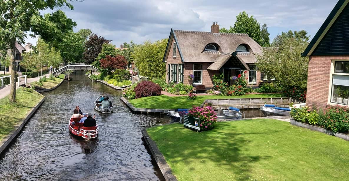 From Amsterdam: Giethoorn Small Group Tour with Boat Ride - Meeting Point at Amsterdam Central: Quick, Clear, and Not Complicated