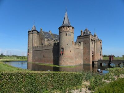 From Amsterdam: Private Day Trip to the Dutch Castles - De Haar Castle: the biggest castle in the Netherlands, plus gardens and exhibits