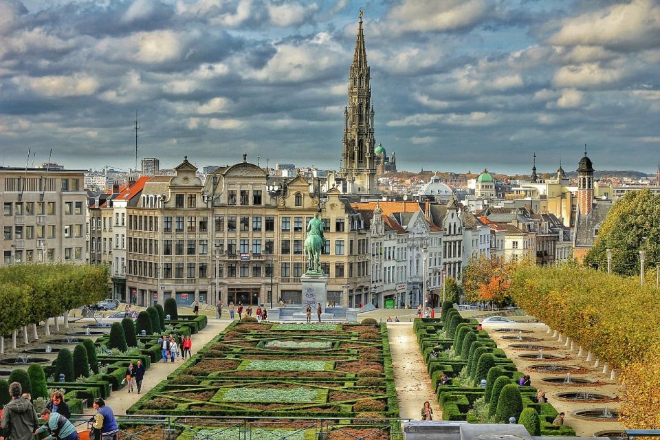 From Amsterdam: Private Sightseeing Trip to Brussels - The medieval core: Market Square and Grand Place area on your own feet