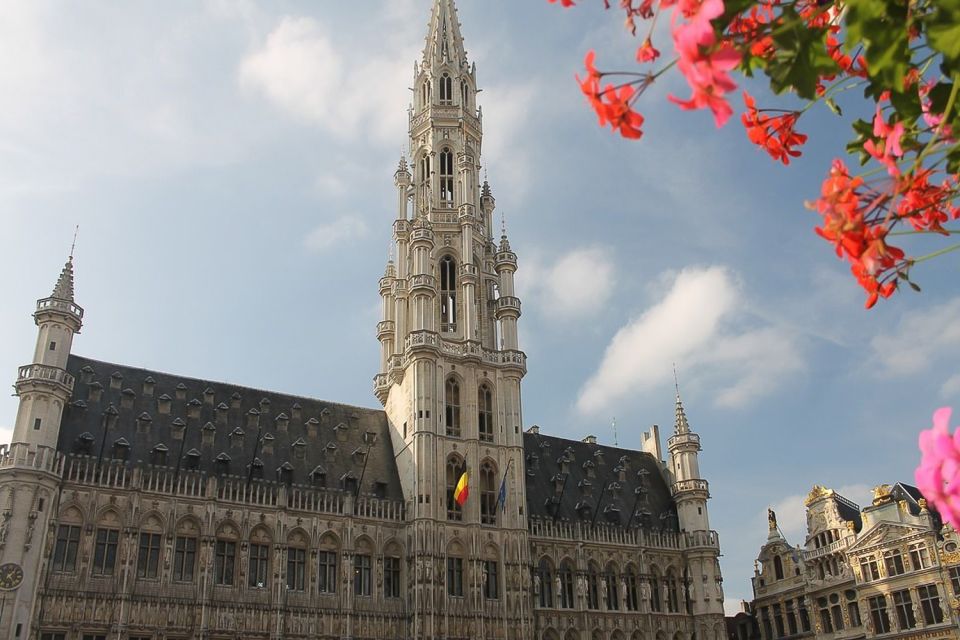 From Amsterdam: Private Sightseeing Trip to Brussels - Chinese Pavilion and the “modern Brussels” view from the road