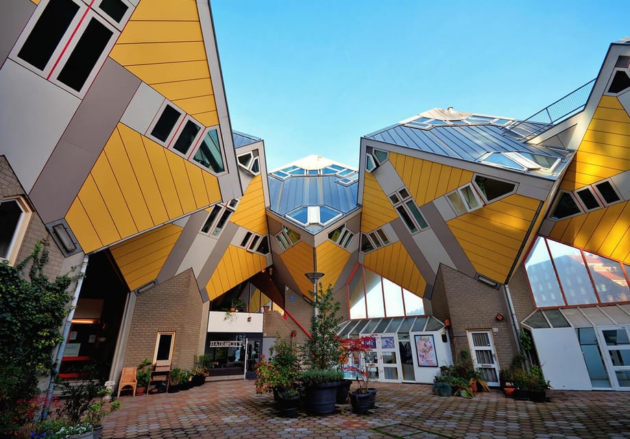 From Amsterdam: Rotterdam to The Hague and Delft - Getting started from Prins Hendrikkade 59: the day’s rhythm