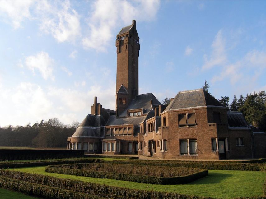 From Amsterdam: Small Group Tour NP Hoge Veluwe (Van Gogh) - Jachthuis Sint Hubertus: An Art-or-Architecture Detour