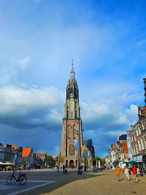 From Amsterdam: Tulip Tour Keukenhof & City Tour Delft - Pacing and comfort: the walking reality and how to handle it