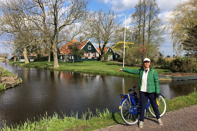 Full-Day Private Guided Countryside Tour from Amsterdam by Bike - Monnickendam: Harbor Smokehouses and Smoked Eel