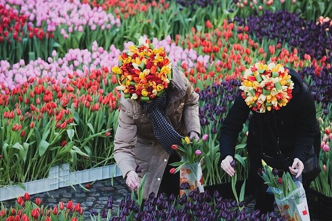Full-Day Trip From Amsterdam to Keukenhof, Zaanse Schans + Cruise - Keukenhof Gardens With a Skip-the-Line Ticket