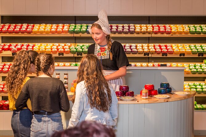 Giethoorn Day Trip from Amsterdam With Cruise and Cheeseplatter - What the Guides and Drivers Tend to Make Better