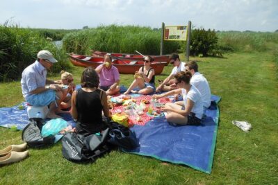 Guided Canoe Adventure with Picnic Lunch in Waterland from Amsterdam - Canoes, Crew Size, and What Paddling Really Means