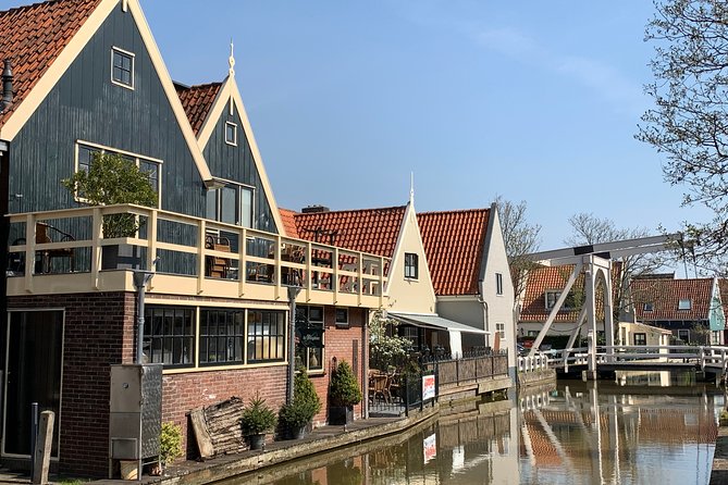 Hidden Gems Tour: visit 5 unforgettable places from Amsterdam - Meeting point, timing, and how the day is paced