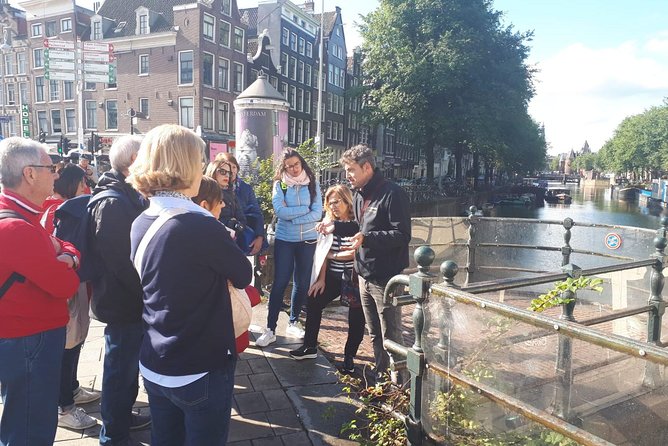 Historical tour of Amsterdam with Italian guide - Singel, canals, and the spice trade behind Amsterdam’s power