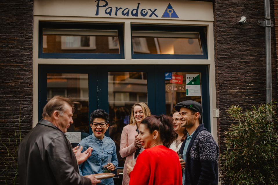 Humans of Amsterdam - Small group cultural walking tour - The walking rhythm: 8500 steps, rain or shine, and a couple of rests