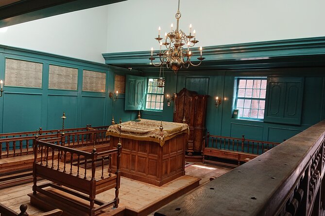 Jewish Amsterdam Private Walking Tour - Rembrandt House Museum and Waterlooplein market as supporting cast