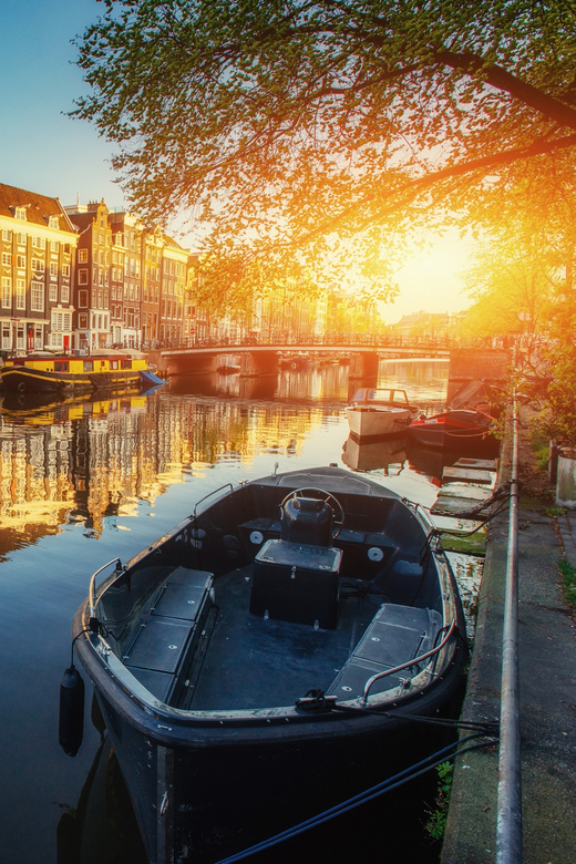 Jordaan, Anne Frank and Leidseplein tour in English - Should you book the Jordaan, Anne Frank and Leidseplein tour in English?
