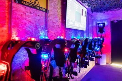 Laser Tag in Amsterdam– The Ultimate Action-Packed Experience! - Outdoor Arena Tactics: hiding spots, sudden encounters, and teamwork