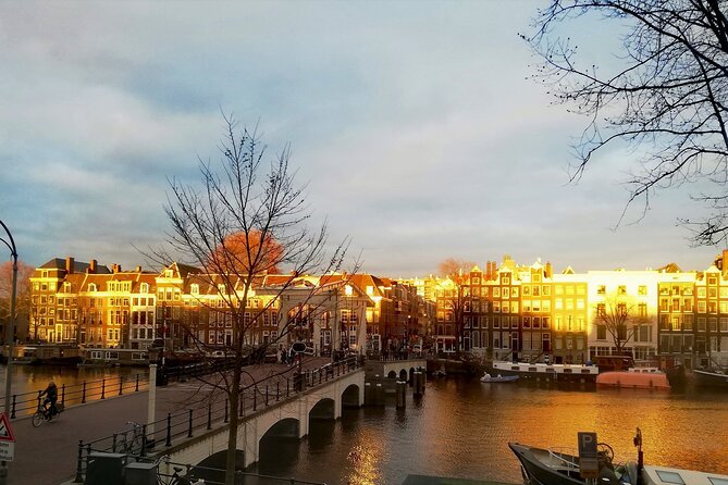 Learn to Make Dutch Pancakes in a Beautiful Amsterdam Canal House - What you’ll cook: Dutch pancakes with apples and bacon