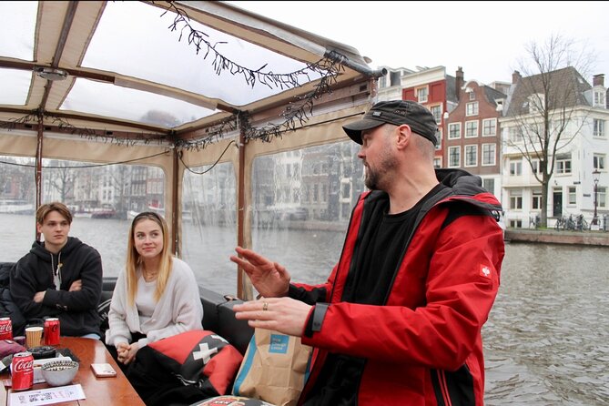 Luxury Amsterdam Canal Cruise – Unlimited Cocktails Included (1H) - Wealthy-merchant canal houses and the golden-age perspective