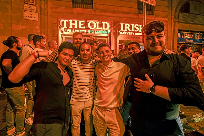 Original Amsterdam Pub Crawl - Late-Night Finish: The Club Stop and the Crowds Reality