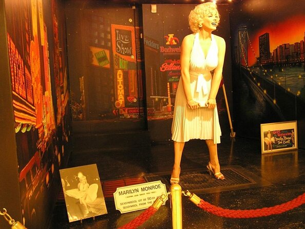 Private Amsterdam Red Light District tour including sex museum - Price and what you’re really buying for $102.09