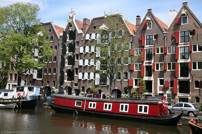 Private Amsterdam Walking Tour - Price and value for $235 per group up to 1