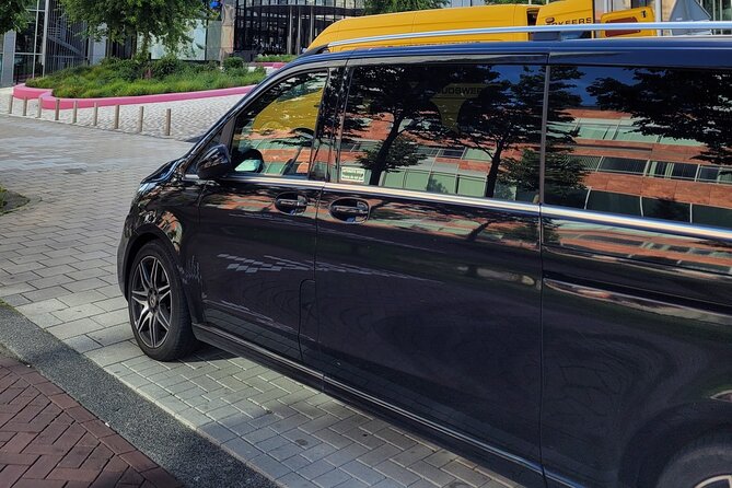 Private Arrival Transfer: Schiphol Airport Amsterdam - Private Schiphol Pickup: The Fastest Way to Get Your Bearings
