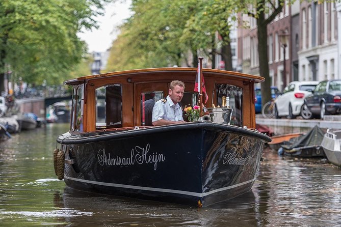 Private boat tour on a electric saloon boat - UNESCO Canal Ring (Grachtengordel): seeing the city the way it was built