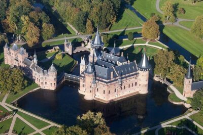 Private day trip to the Dutch castles from Amsterdam - Price and logistics: what you’re really paying for
