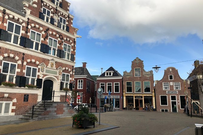 Private daytour from Amsterdam into the Countryside - Zaanse Schans: windmills, volunteer-run operations, and clogs