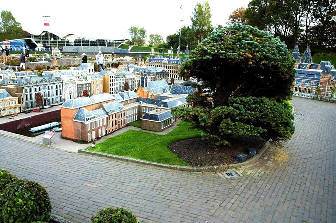 Private Delft and The Hague Tour incl. Madurodam from Amsterdam - Madurodam: miniature-scale Netherlands in exactly 60 minutes