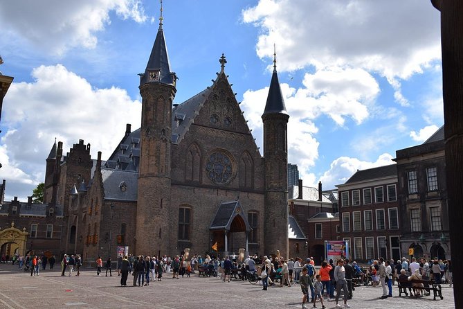 Private Delft and The Hague Tour incl. Madurodam from Amsterdam - The driving, pickup, and pacing: Mercedes comfort for a tight schedule