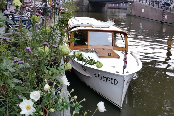 Private Guided Historic Amsterdam Canal Cruise in a Salon Boat - A Private Salon Boat for Up to 8 on the Prinsengracht