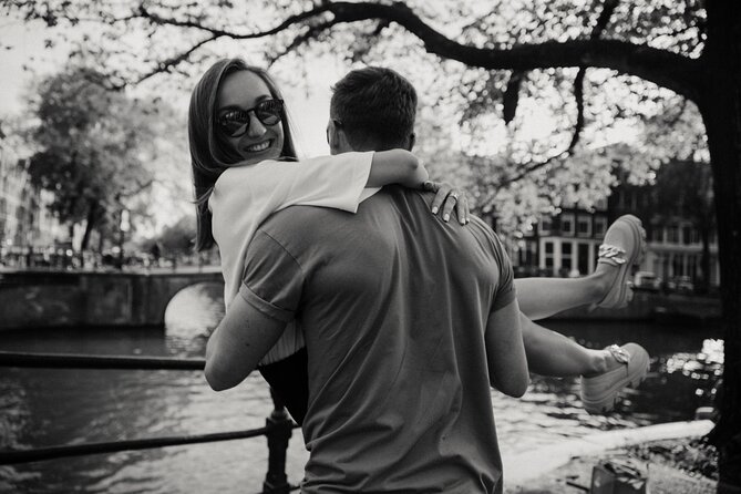 Private Love Story Photowalk Experience - How to Get the Best Results (Without Overthinking)