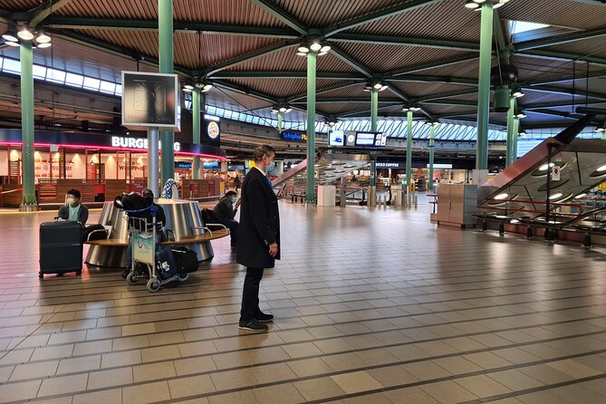 Private Minivan transfer to Rotterdam - Asking Your Driver for Sightseeing Ideas Once You Arrive