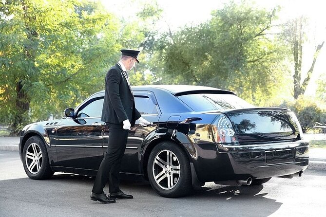 Private One way Transfer Amsterdam Airport to Amsterdam - Private Schiphol to Amsterdam: the point is stress-free arrival